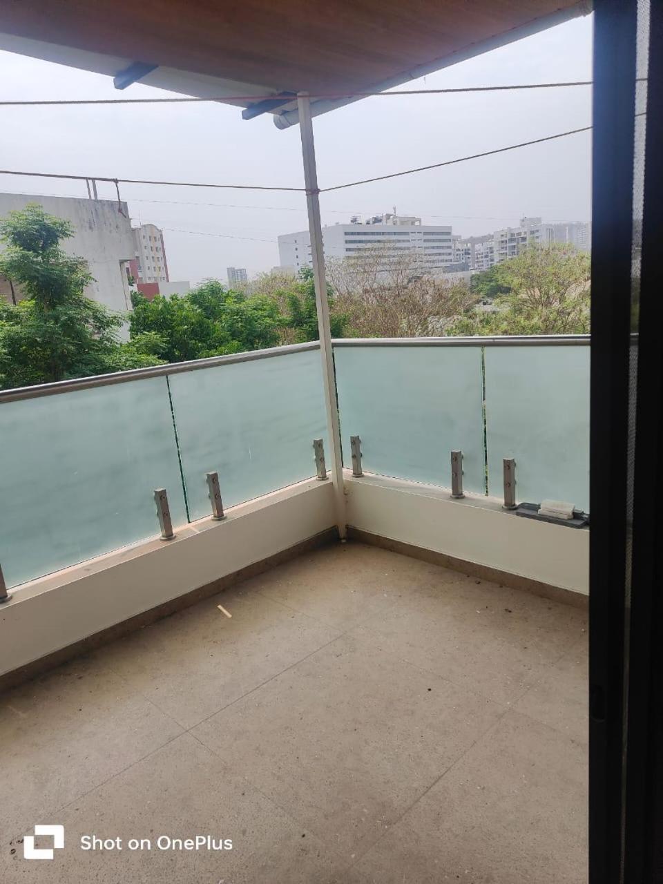 Luxebnb-3bhk Penthousee