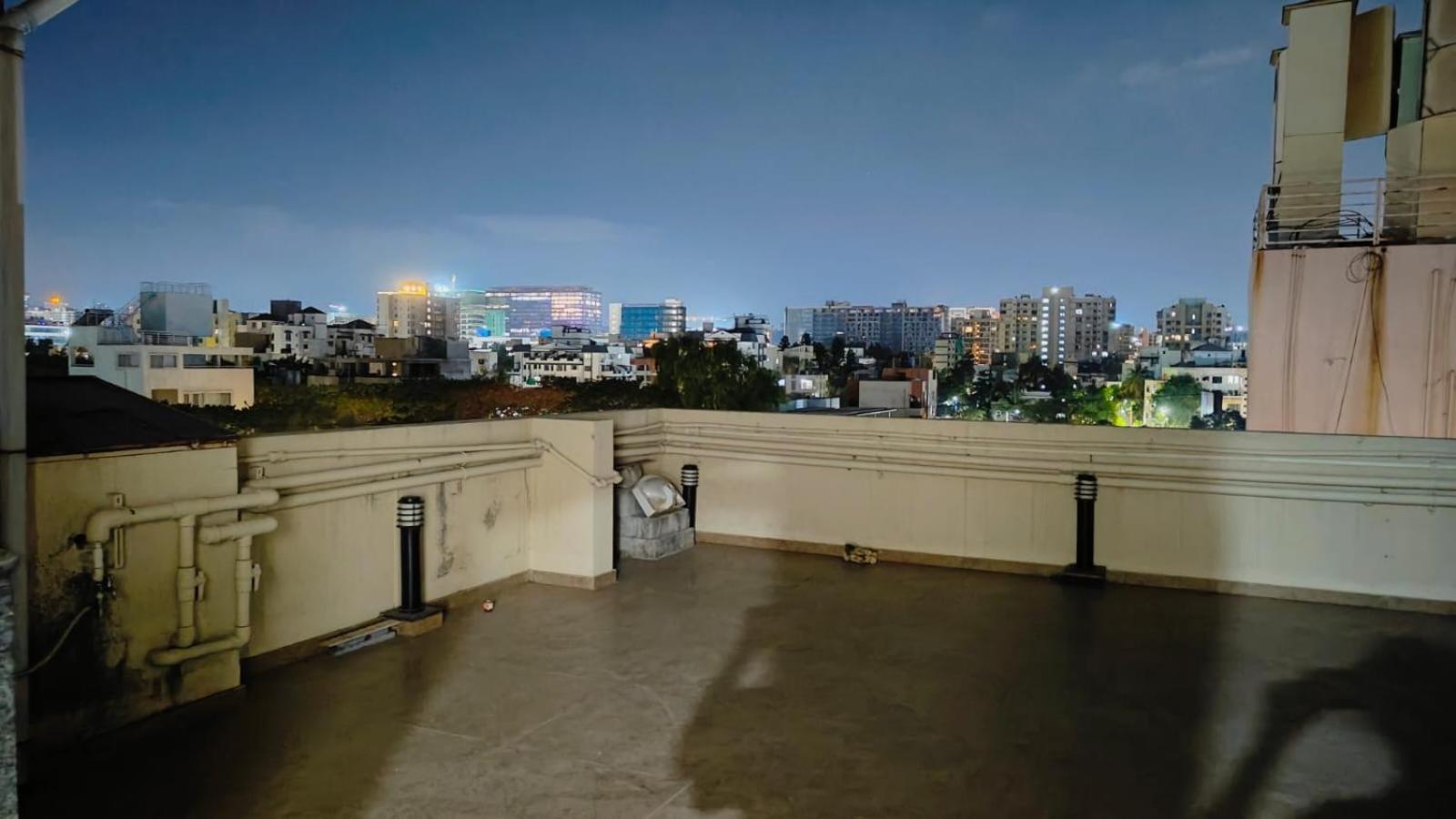 Luxebnb-3bhk Penthousee *