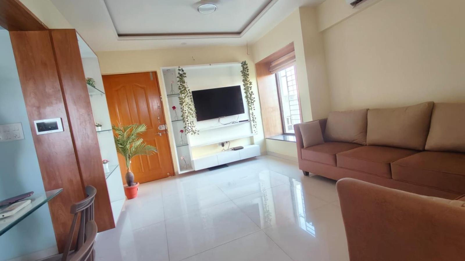 Luxebnb-3bhk Penthousee Homestay